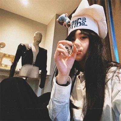 傻白甜的霸总老公